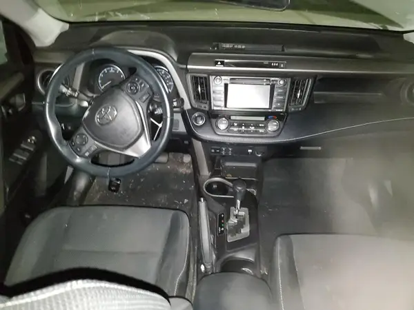 2T3RFREV9JW755661 2018 TOYOTA RAV 4 - Image 8