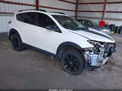 2T3RFREV9JW767020 2018 TOYOTA RAV 4