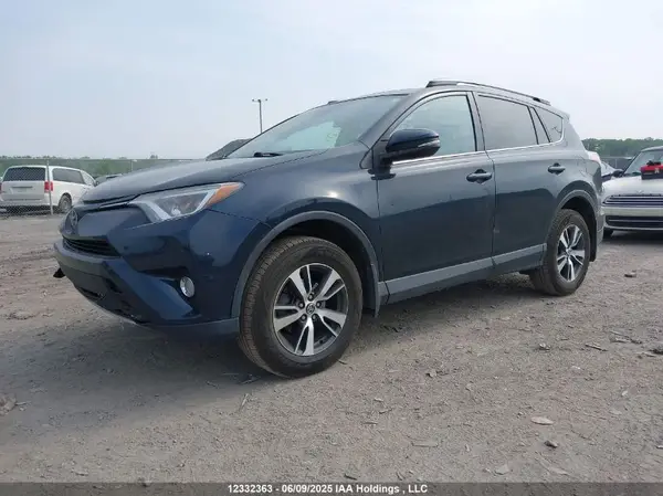 2T3RFREV9JW767177 2018 TOYOTA RAV 4 - Image 2
