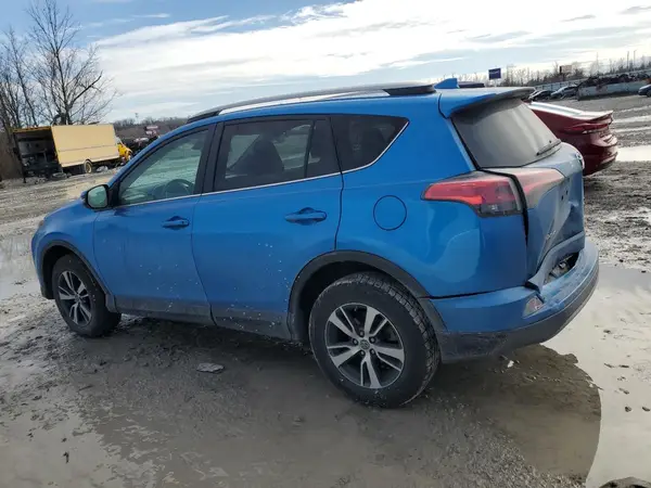 2T3RFREV9JW792712 2018 TOYOTA RAV 4 - Image 2