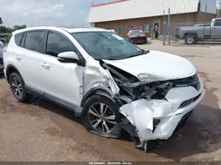 2T3RFREV9JW800775 2018 TOYOTA RAV 4
