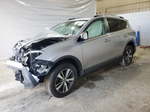 2T3RFREV9JW806561 2018 TOYOTA RAV 4 - Image 1