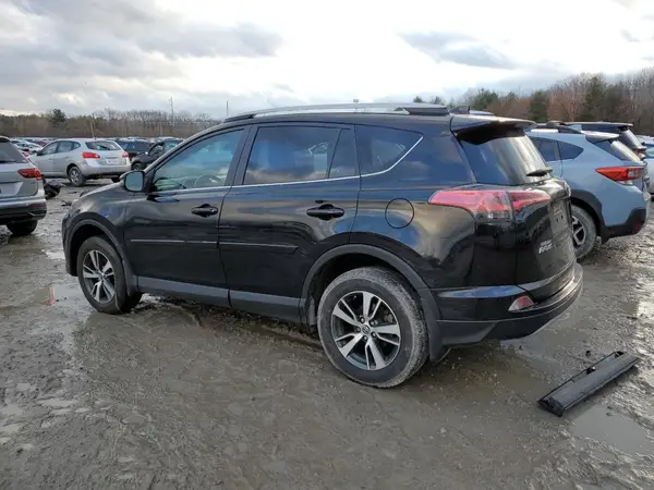 2T3RFREV9JW822551 2018 TOYOTA RAV 4 - Image 2