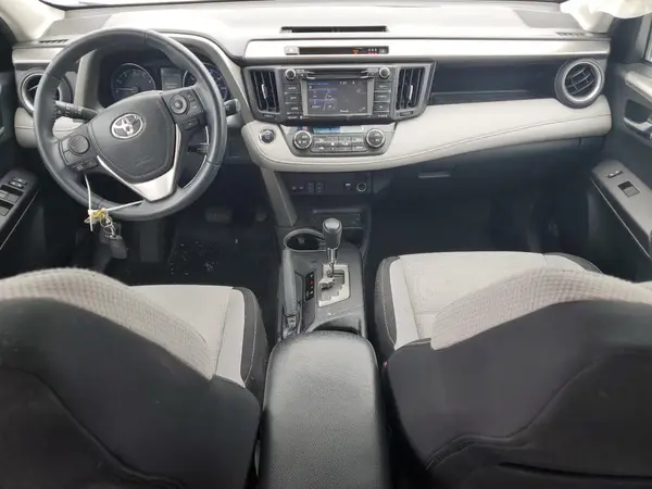 2T3RFREV9JW844372 2018 TOYOTA RAV 4 - Image 8