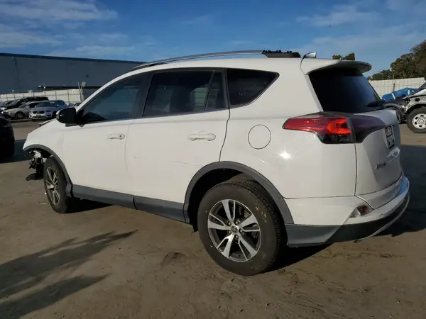 2T3RFREVXGW414391 2016 TOYOTA RAV 4 - Image 2