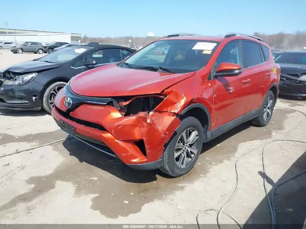 2T3RFREVXGW445396 2016 TOYOTA RAV 4 - Image 2