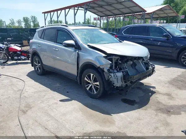 2T3RFREVXGW462196 2016 TOYOTA RAV 4 - Image 1