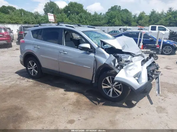 2T3RFREVXGW503491 2016 TOYOTA RAV 4 - Image 1