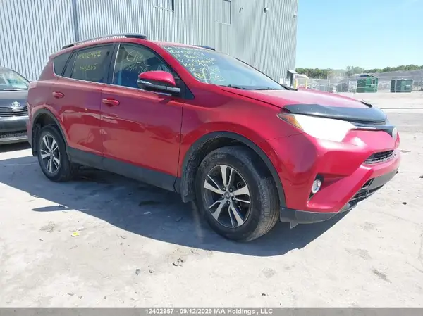 2T3RFREVXHW546665 2017 TOYOTA RAV 4 - Image 1