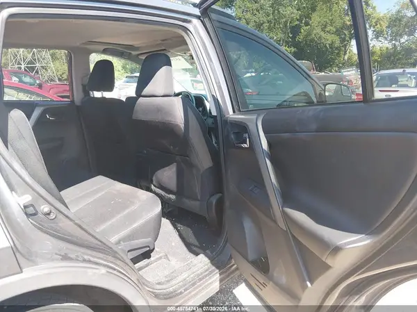 2T3RFREVXHW557004 2017 TOYOTA RAV 4 - Image 8