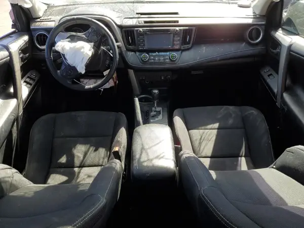 2T3RFREVXHW565782 2017 TOYOTA RAV 4 - Image 8