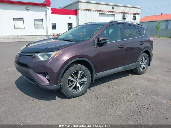 2T3RFREVXHW616990 2017 TOYOTA RAV 4 - Image 2