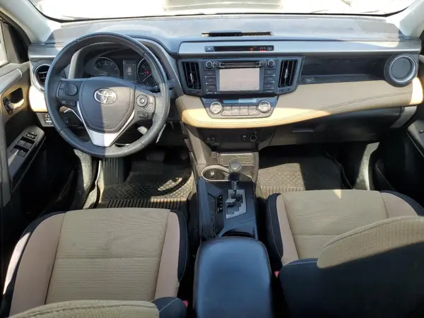 2T3RFREVXHW644000 2017 TOYOTA RAV 4 - Image 8