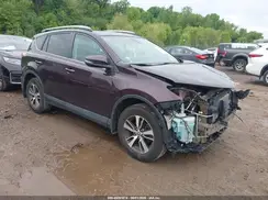 2T3RFREVXHW658415 2017 TOYOTA RAV 4
