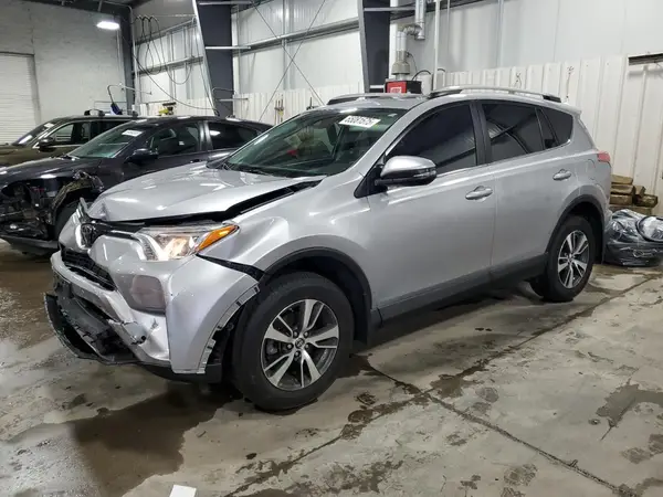 2T3RFREVXHW676106 2017 TOYOTA RAV 4 - Image 1