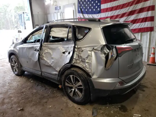 2T3RFREVXHW681306 2017 TOYOTA RAV 4 - Image 2