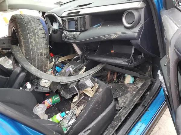 2T3RFREVXHW687591 2017 TOYOTA RAV 4 - Image 8