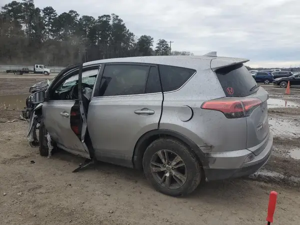 2T3RFREVXJW698502 2018 TOYOTA RAV 4 - Image 2