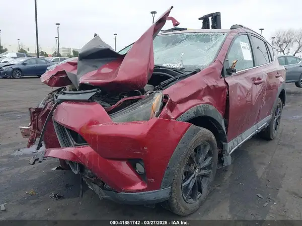 2T3RFREVXJW699293 2018 TOYOTA RAV 4 - Image 2