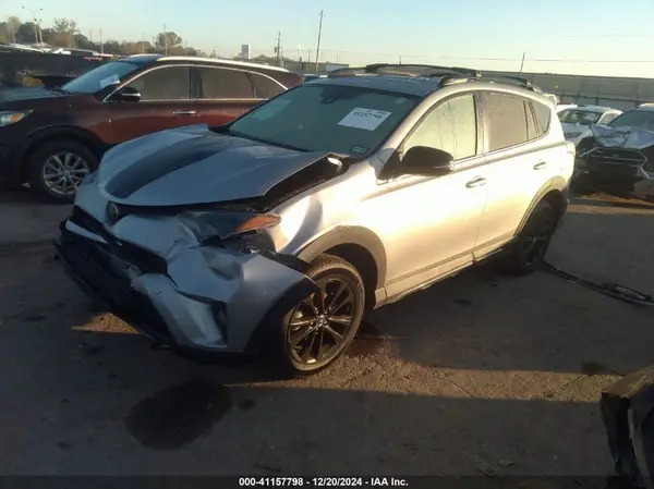 2T3RFREVXJW710728 2018 TOYOTA RAV 4 - Image 2