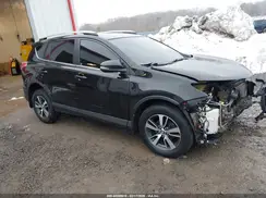 2T3RFREVXJW711135 2018 TOYOTA RAV 4