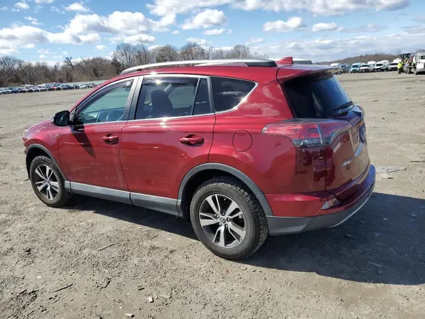 2T3RFREVXJW715931 2018 TOYOTA RAV 4 - Image 2