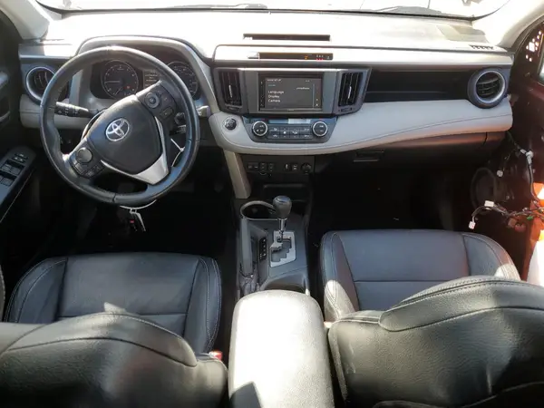 2T3RFREVXJW715931 2018 TOYOTA RAV 4 - Image 8