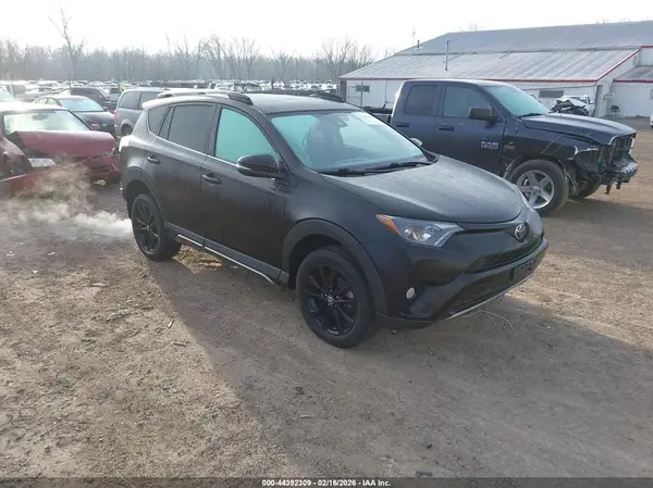 2T3RFREVXJW734608 2018 TOYOTA RAV 4 - Image 1