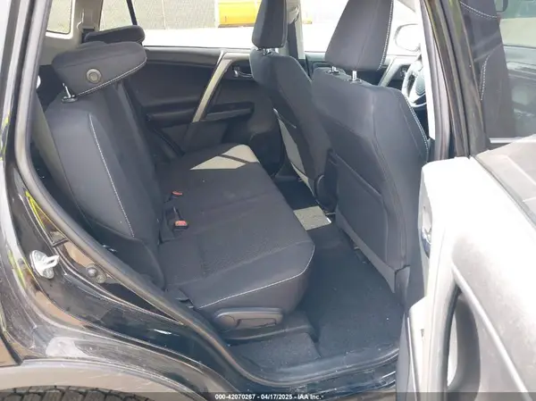 2T3RFREVXJW772551 2018 TOYOTA RAV 4 - Image 8