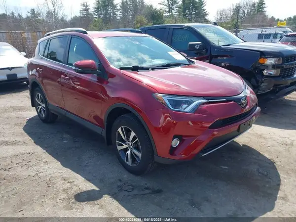 2T3RFREVXJW791889 2018 TOYOTA RAV 4 - Image 1