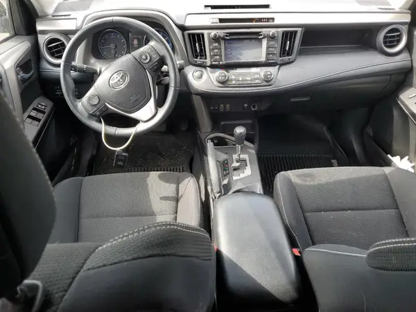 2T3RFREVXJW808190 2018 TOYOTA RAV 4 - Image 8