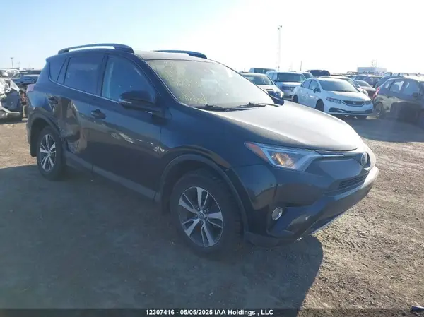 2T3RFREVXJW808853 2018 TOYOTA RAV 4 - Image 1