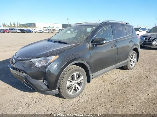 2T3RFREVXJW808853 2018 TOYOTA RAV 4 - Image 2