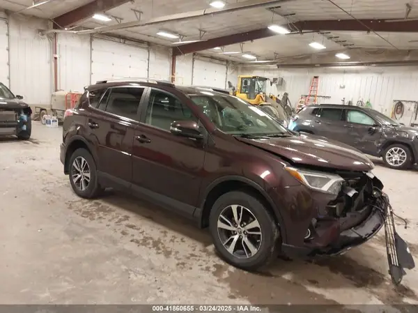2T3RFREVXJW825121 2018 TOYOTA RAV 4 - Image 1