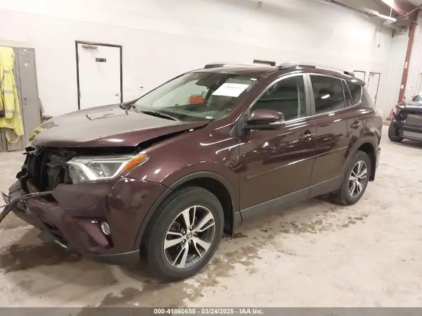 2T3RFREVXJW825121 2018 TOYOTA RAV 4 - Image 2