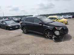 2T3RFREVXJW826320 2018 TOYOTA RAV 4