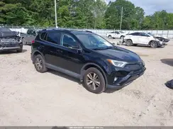 2T3RFREVXJW831520 2018 TOYOTA RAV 4