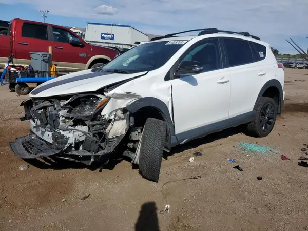 2T3RFREVXJW836975 2018 TOYOTA RAV 4 - Image 1