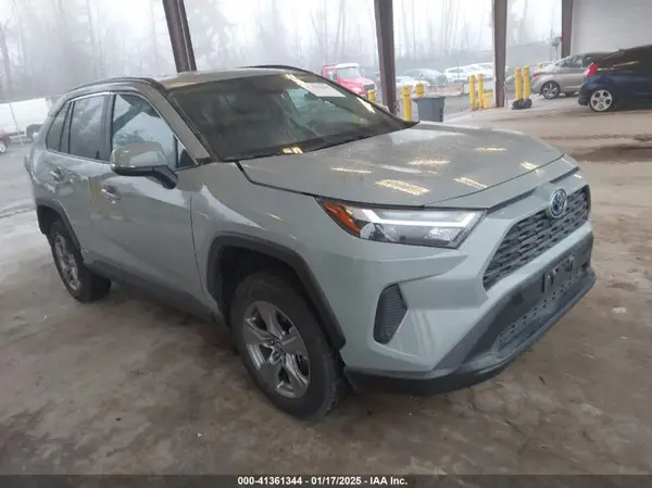 2T3RWRFV0NW136838 2022 TOYOTA RAV 4 - Image 1