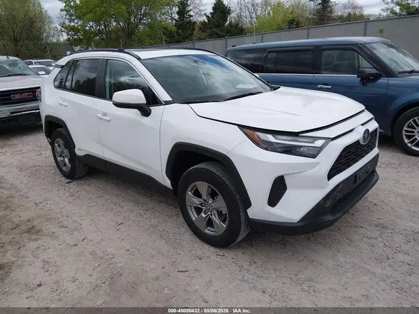 2T3RWRFV0RW209163 2024 TOYOTA RAV 4 - Image 1