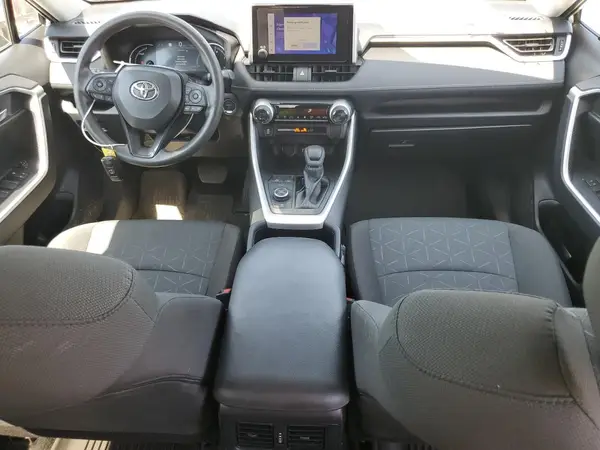 2T3RWRFV0RW221832 2024 TOYOTA RAV 4 - Image 8