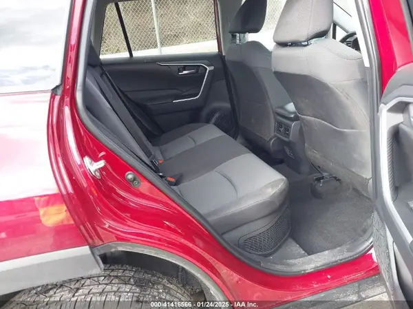 2T3RWRFV0RW238744 2024 TOYOTA RAV 4 - Image 8