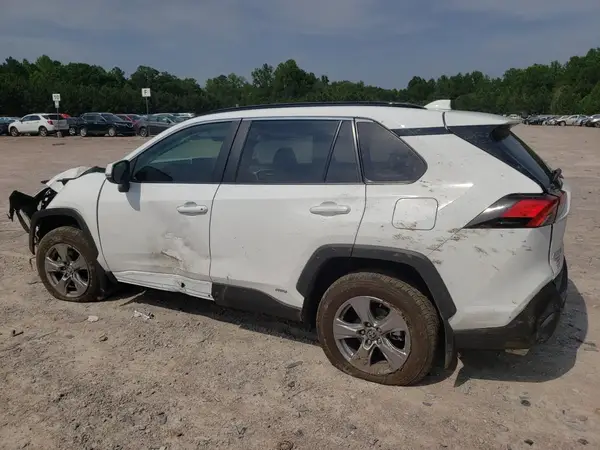 2T3RWRFV0RW251171 2024 TOYOTA RAV 4 - Image 2