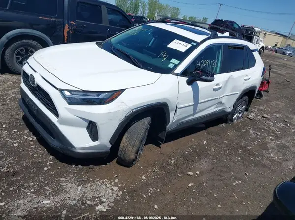 2T3RWRFV0SW272575 2025 TOYOTA RAV 4 - Image 2