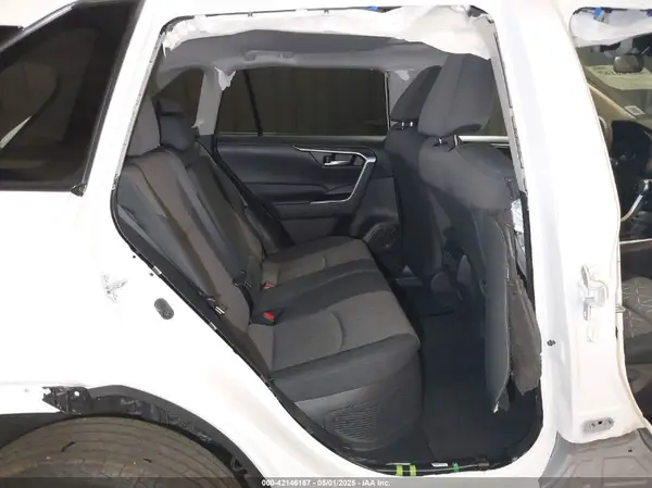 2T3RWRFV0SW275623 2025 TOYOTA RAV 4 - Image 8