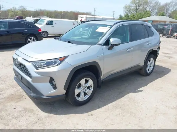 2T3RWRFV1LW095424 2020 TOYOTA RAV 4 - Image 2