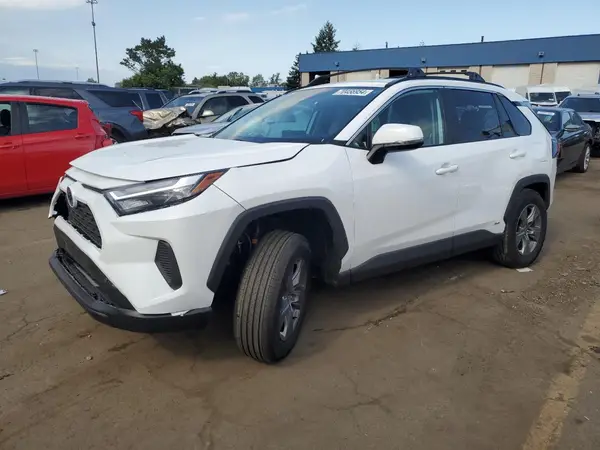 2T3RWRFV1RW213223 2024 TOYOTA RAV 4 - Image 1