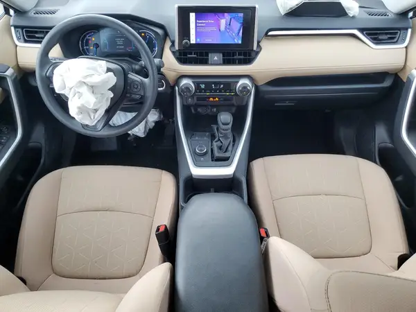 2T3RWRFV1RW213223 2024 TOYOTA RAV 4 - Image 8