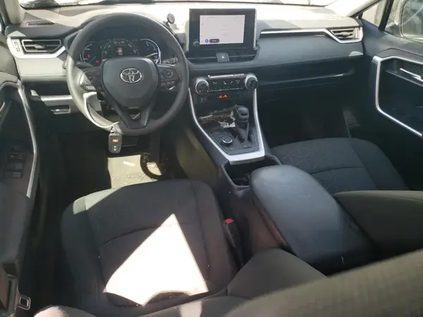 2T3RWRFV1RW219703 2024 TOYOTA RAV 4 - Image 8