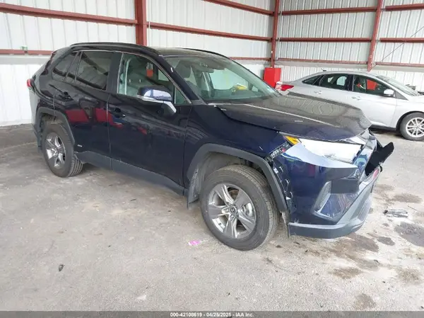 2T3RWRFV1RW248876 2024 TOYOTA RAV 4 - Image 1